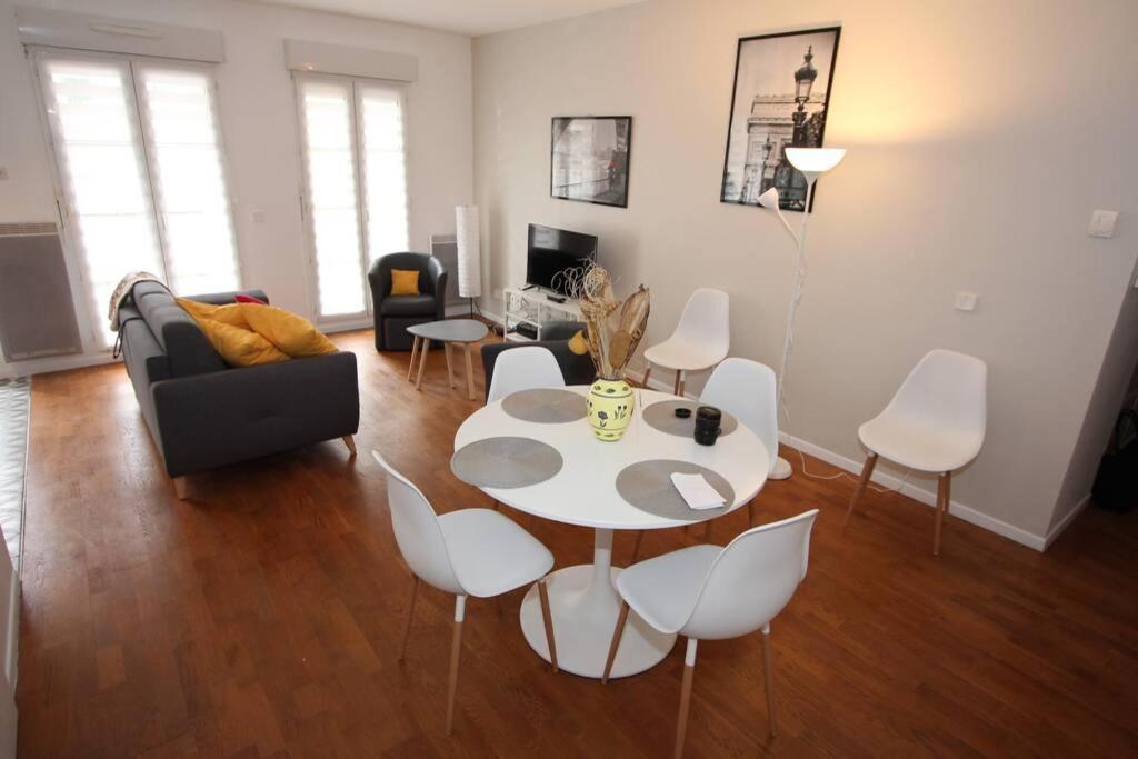 Sloan Square Apartment Bmyguest เซร์ริส ภายนอก รูปภาพ
