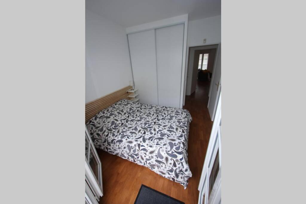 Sloan Square Apartment Bmyguest เซร์ริส ภายนอก รูปภาพ